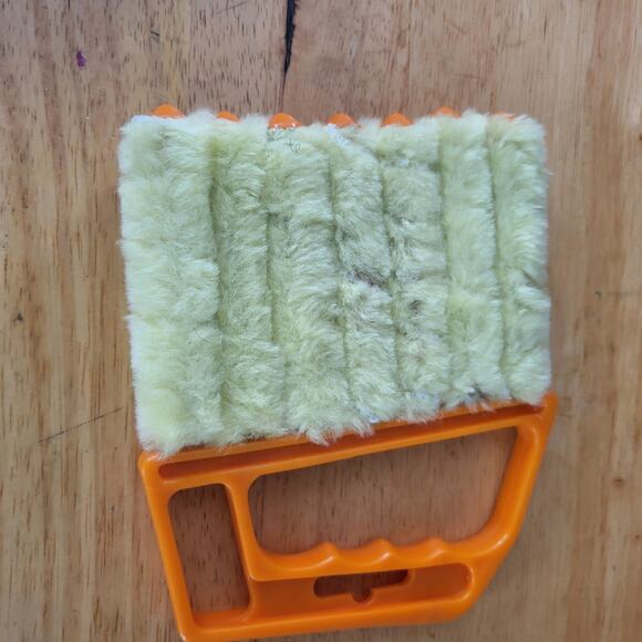 Pack of 3 shower drain hair Catchers strainer for tub & one blind cleaner tool - Picture 3 of 10